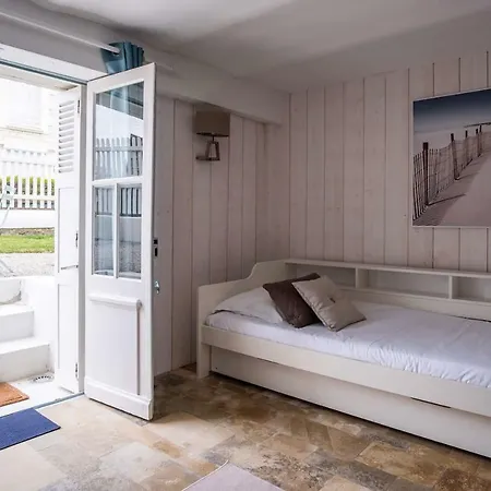 Villa Saint Laurent - Appartement- Les Locations De Proust Cabourg Exterior photo